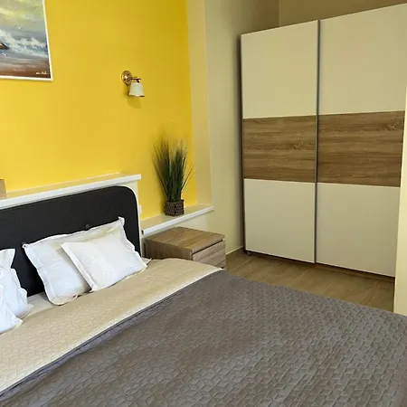 Valentino's 게스트하우스