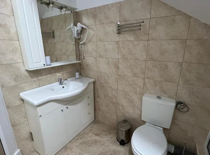 Valentino's Pensiune